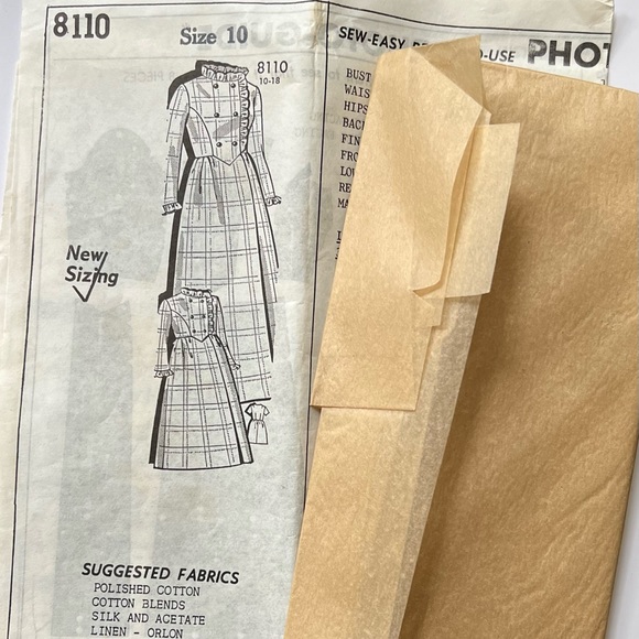 Vintage Mail Order pattern guide 8110 Robe Sewing Pattern Cut Size 10 Bust 32.5 - Picture 2 of 5